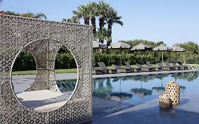 Lagouvardos Village Hotel